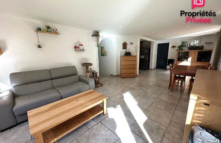 Lançon-de-Provence - Maison de 150 m² sur 6 500 m² de terrain avec piscine au coeur de la colline — photo 4