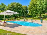 Villa 7 pièces 300 m2 avec parc paysager et piscine - LE ROURET — photo 3