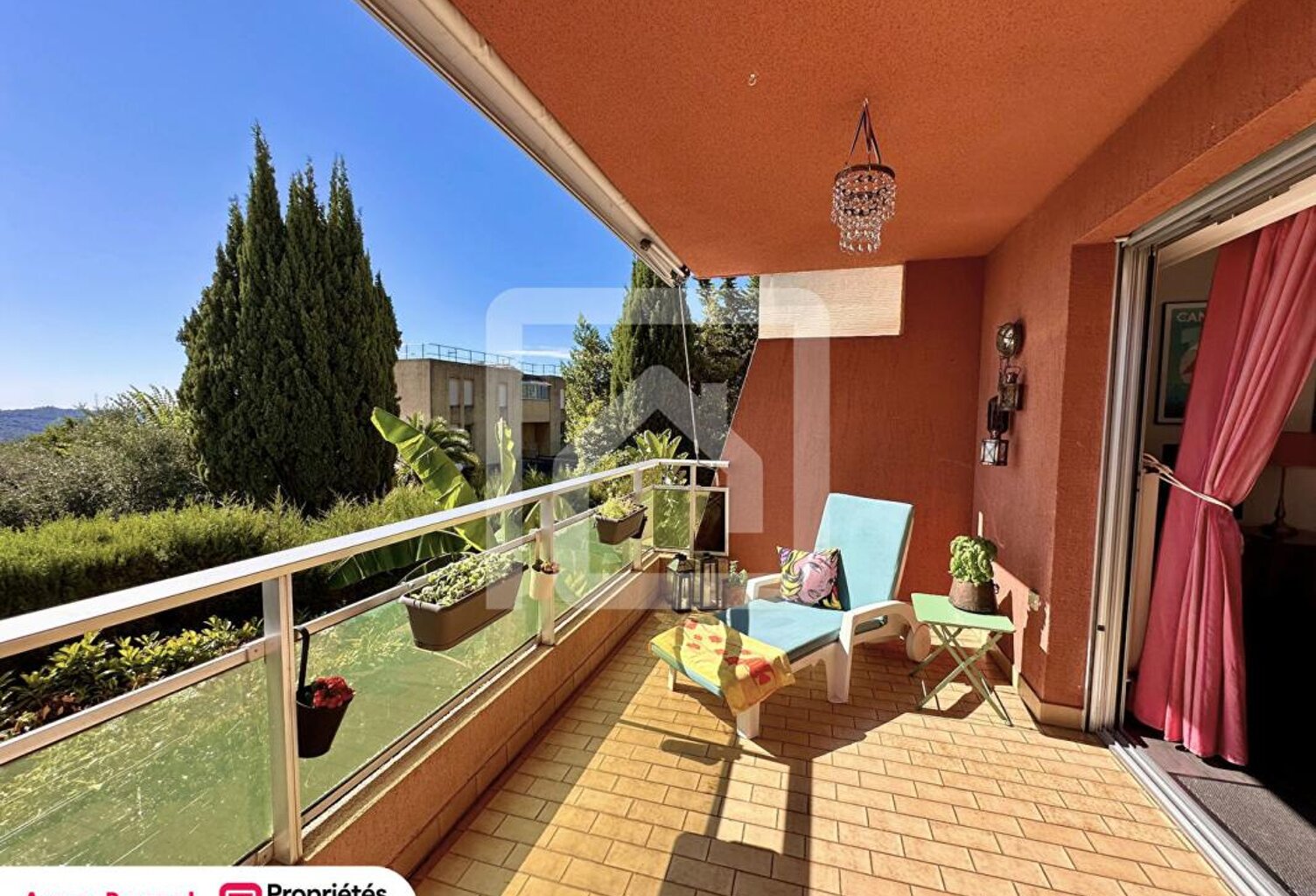 GRASSE 06130 - Appartement 3 pièces 63 m2 avec terrasse, garage et cave — photo 1