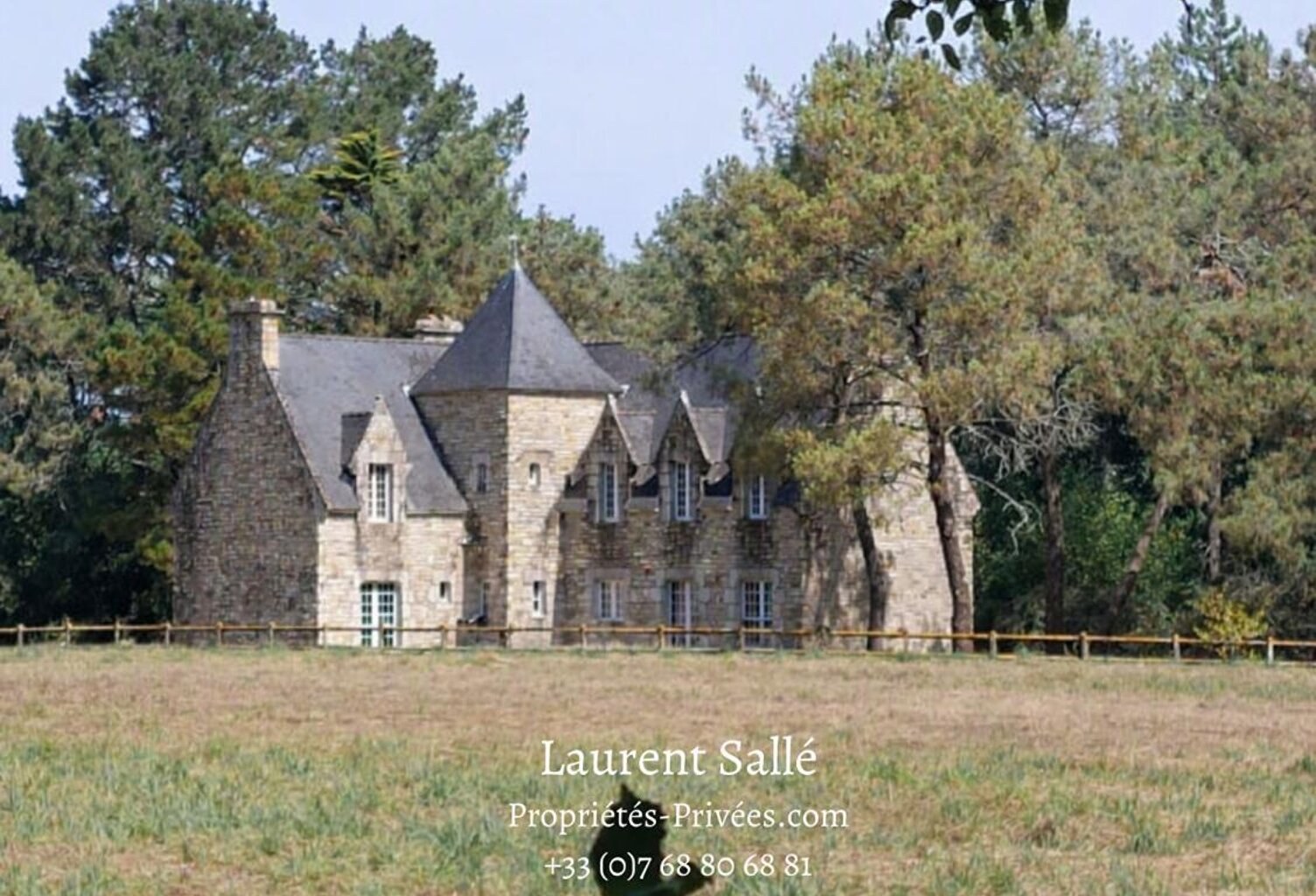 Maison de Maître de 250 m2, édifiée dans un parc boisée de plus de 4 hectares — photo 1