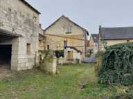 LERNÉ (37500) : Ensembles de Bâtisses à rénover (315 m2) — photo 4