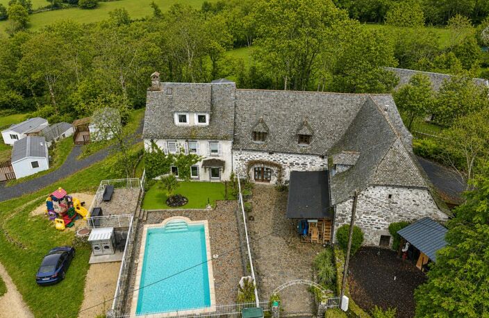À VENDRE  DOMAINE TOURISTIQUE - AUBRAC — photo 2