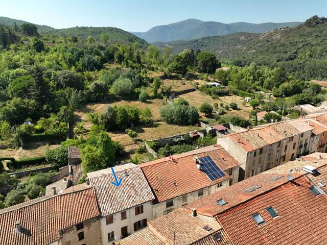 RARE - Demeure de caractère de 300 m² à rénover sur 5 385 m² de terrain — photo du bien