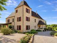 Payrac (46), Propriété d'exception,440m², 19 pièces, 10 chambres avec salle d'eau privative, gîte indépendant, piscine sur terrain de plus de 9000 m²... Élégance intemporelle & performance énergétique exceptionnelle — photo 2