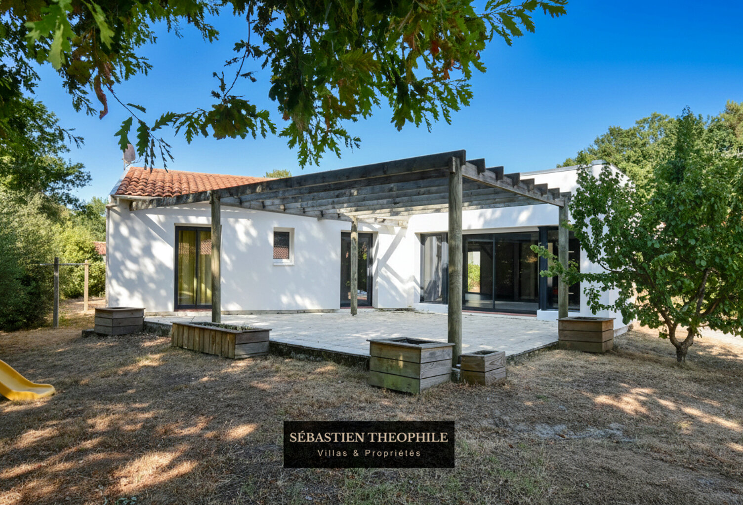 Maison moderne T5, 4 chambres proche Challans 140 m2 — photo 1