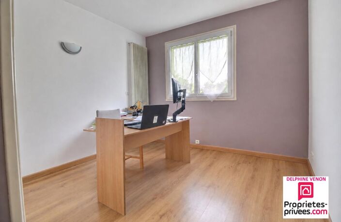 Exclusivité - Maison de 150 m² + sous-sol total et garage extérieur de 70 m² proche des commodités à Châteauneuf sur Loire — photo 5