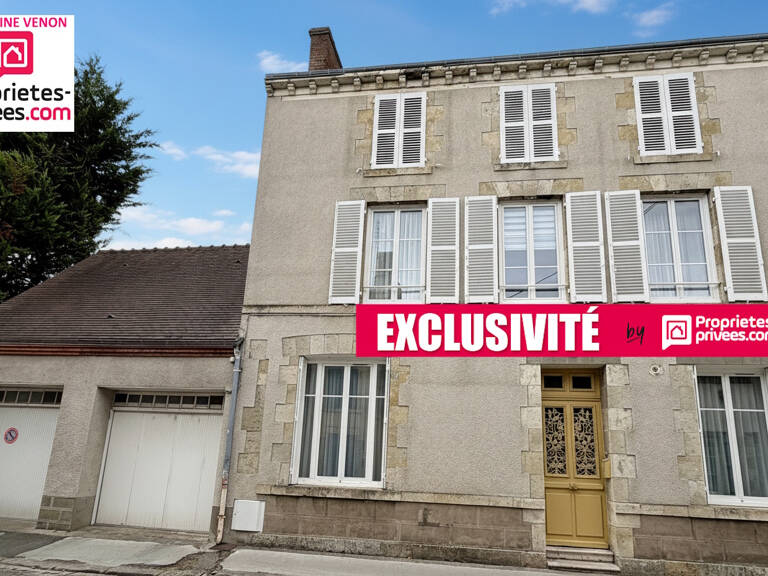 Exclusivité - Maison bourgeoise en hyper centre à Chateauneuf Sur Loire avec double garage, cave et dépendance — photo 1