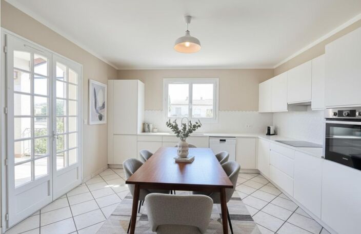 SAINT-GÉLY-DU-FESC : VILLA 7 PIÈCES 176 M²  + PISCINE + GARAGE - FORT POTENTIEL PATRIMONIAL — photo 5