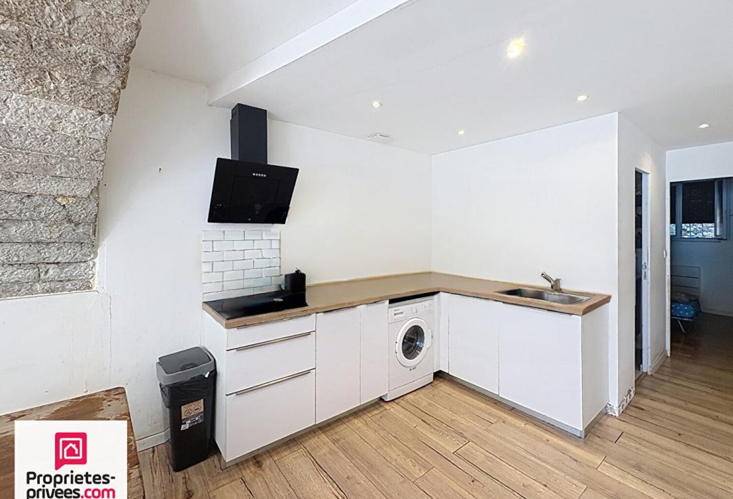 RIANS Appartement T2 45 m² RDC — photo 1