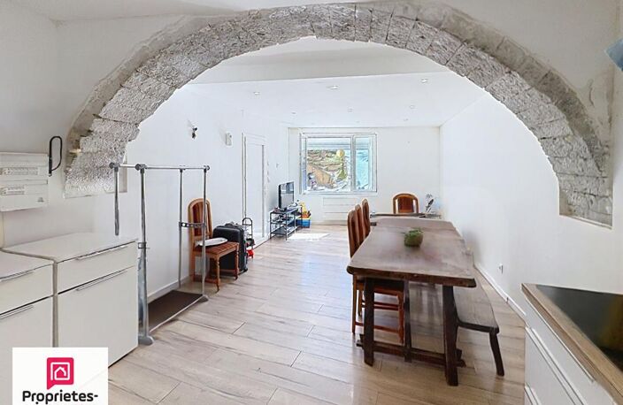 RIANS Appartement T2 45 m² RDC — photo 2