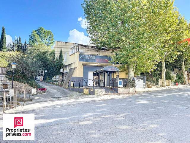 RIANS LOCAL COMMERCIAL + T2 TERRASSE + TERRAIN — photo du bien