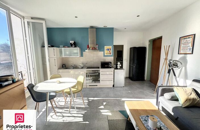 RIANS Appartement T2 loué refait à neuf Plein sud — photo 4