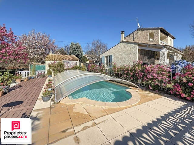 Rians VILLA T4 garage piscine sur 1200 m² — photo du bien