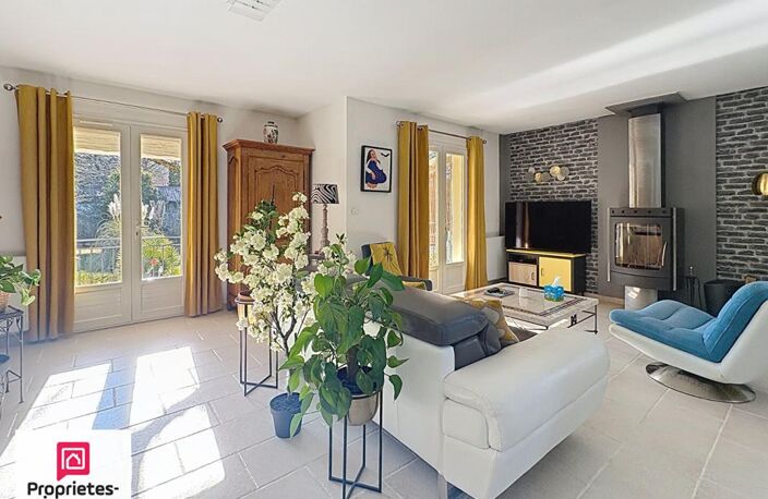 Rians VILLA T4 garage piscine sur 1200 m² — photo 2