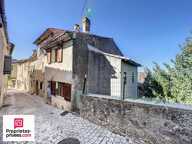 Maison de village traversante avec terrasse caves — photo 3