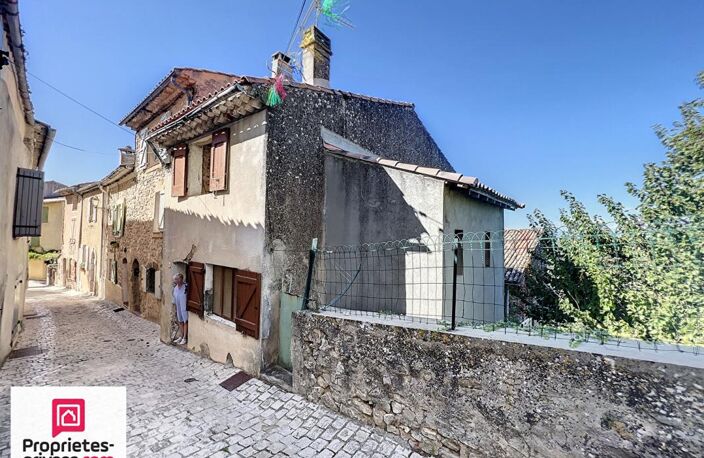 Maison de village traversante avec terrasse caves — photo 3