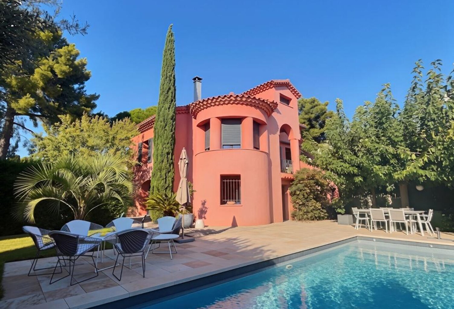 Villa d'architecte 165 m2  prox centre Bandol  1 450 000 — photo 1