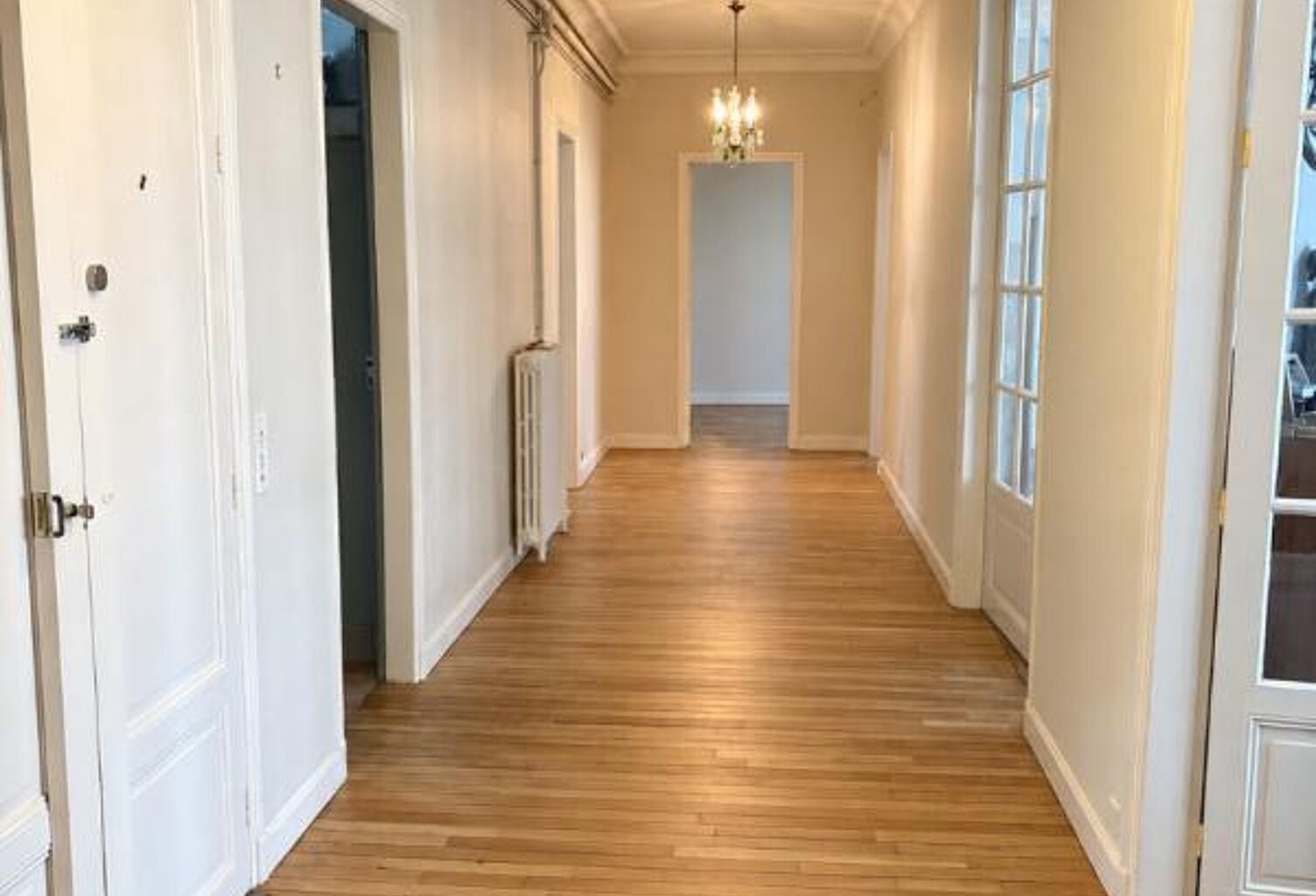 Appartement  de caractère avec garage fermé- hyper centre 146m26 m2 — photo 1