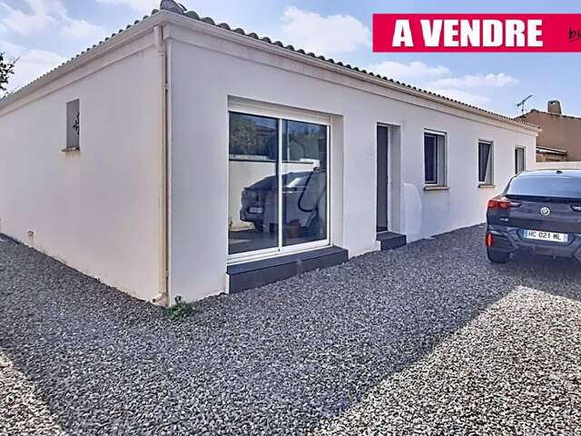 VIlla de 135 m² de plein pied avec piscine sur un terrain de 506m² — photo du bien