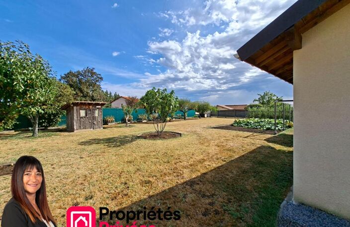 Terrain constructible et viabilisé Renaison 950 m2 — photo 5