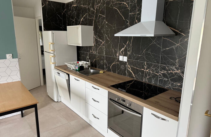 LA BÂTIE-ROLLAND (26160) - LOCATION MEUBLEE T2 - Appartement — photo 2