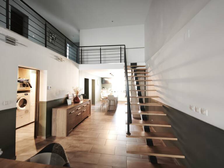 Maison 6 pièces 230 m&sup2; — photo 1