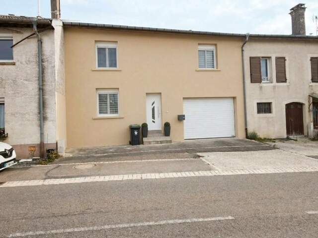 Maison 6 pièces 230 m&sup2; — photo du bien
