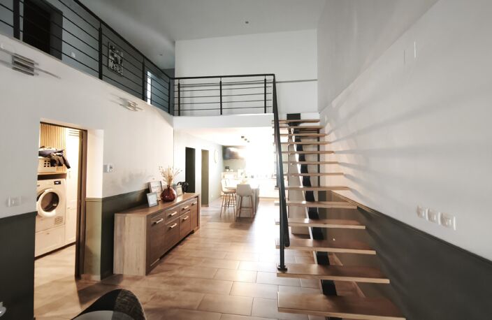 Maison 6 pièces 230 m&sup2; — photo 3