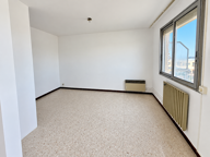 À vendre - Appartement Type 4 transformé en Type 3 - Vue mer — photo 2