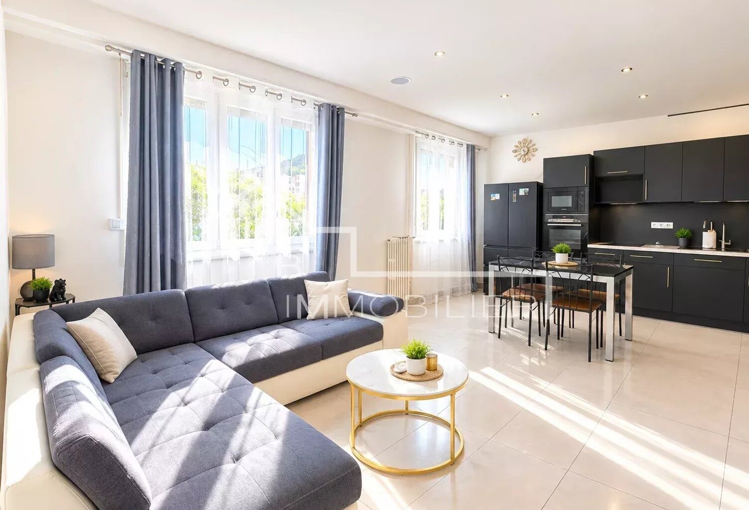 Vente appartement 2 pièces 51 m² Nice (06000) — photo 1