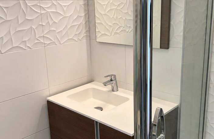 APPARTEMENT 53 M² AVEC TERRASSE ET PARKING — photo 4