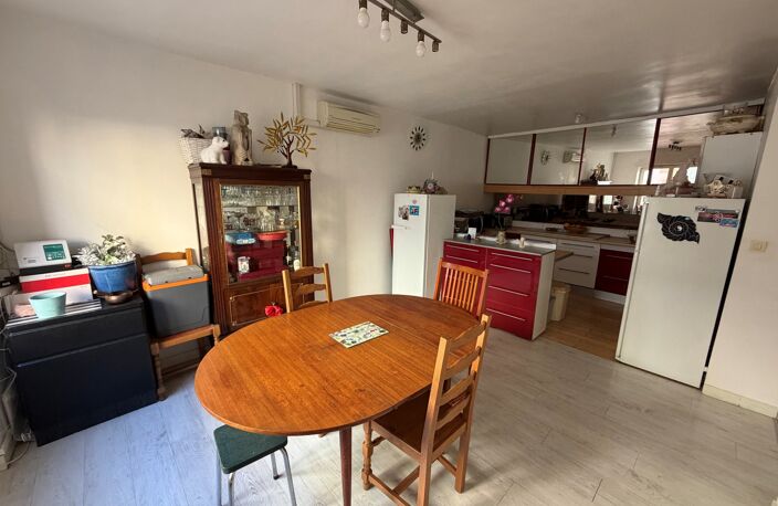 Vente maison 7 pièces 173 m² Saint-Chamas (13250) — photo 4