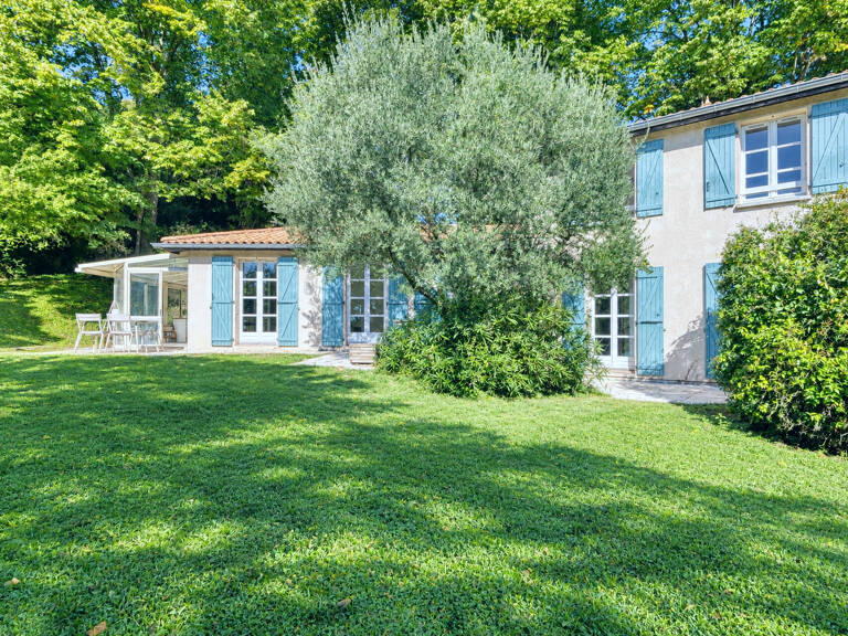 Maison 6 pièces, garages, jardin paysagé avec piscine   Sain — photo 1