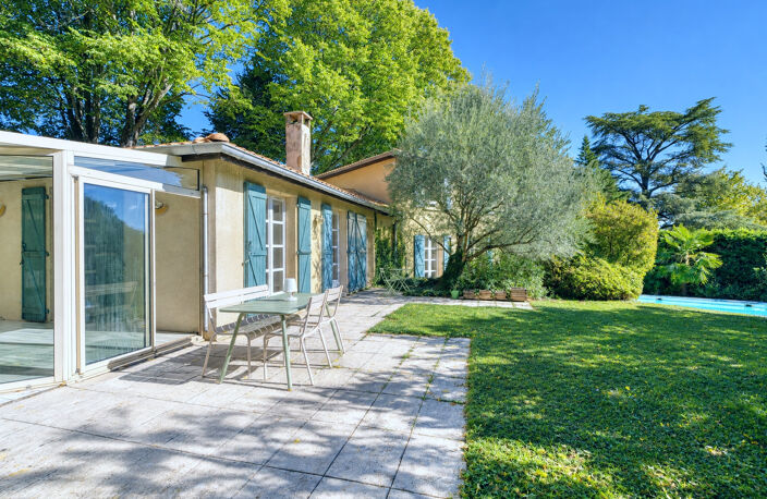 Maison 6 pièces, garages, jardin paysagé avec piscine   Sain — photo 3