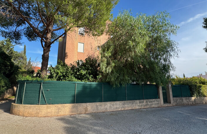 Toulon Brunet   Magnifique T4 rénové avec grande terrasse — photo 3