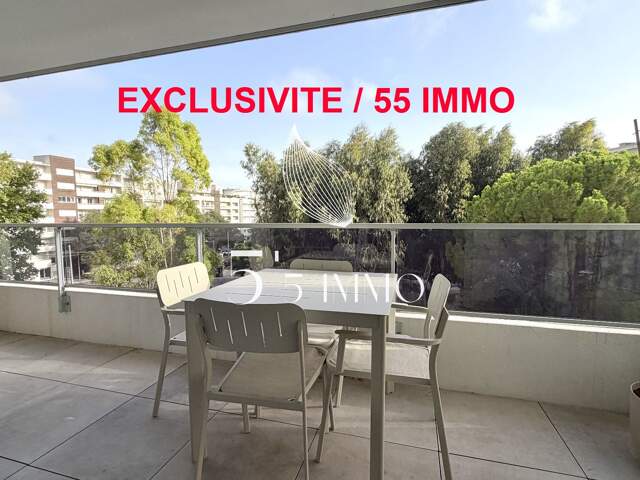 ETAGE ELEVE - GRAND 2 PIECES — photo du bien