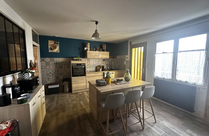 Maison 5 pièces sur la commune de Frontenay Rohan Rohan — photo 2