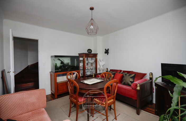 MAISON DE VILLE AVEC GARAGE   QUARTIER DU PETIT TREUIL — photo 2