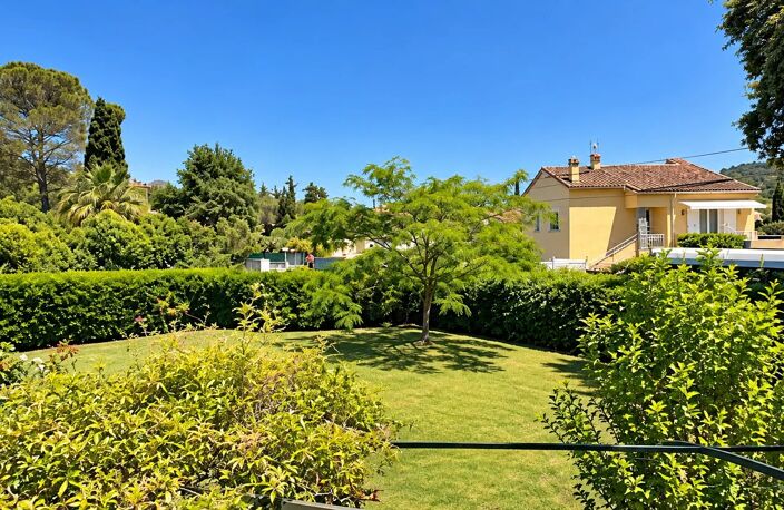 SAINT-RAPHAËL - VILLA INDIVIDUELLE SUR 910 M² DE TERRAIN PISCINABLE — photo 2