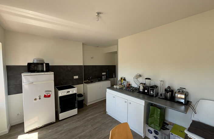 2 pièces 50.69 m2 T2 50M2 / SECTEUR DELILLE — photo 2