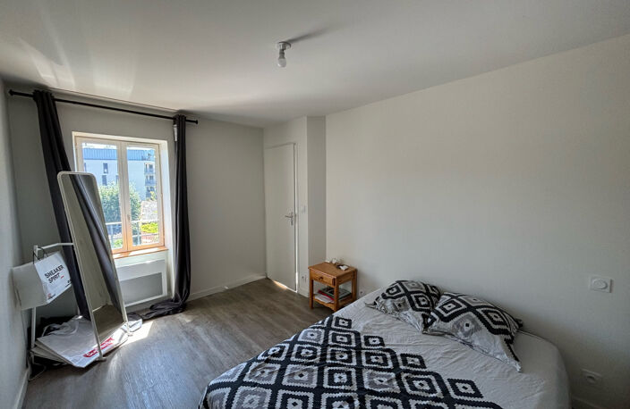 2 pièces 50.69 m2 T2 50M2 / SECTEUR DELILLE — photo 4