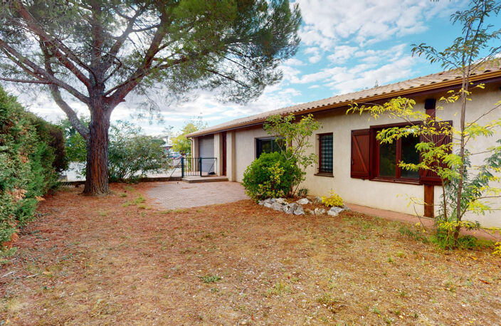 AU CALME - MAISON DE PLAIN-PIED 98m2 - 3 CHAMBRES - GARAGE 3 — photo 2