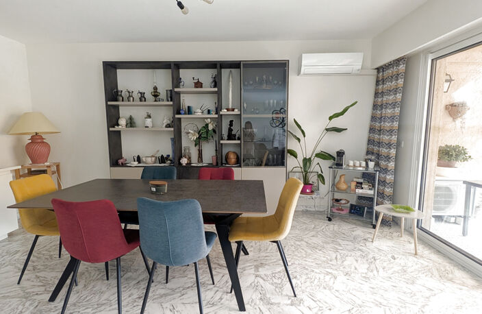 Magnifique 3P en dernier étage aux portes de VENCE — photo 5