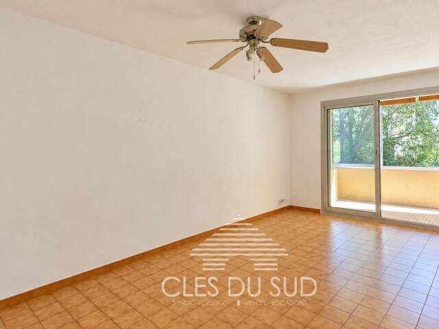 Appartement T3 à vendre à La Garde – 70 m² avec garage, ascenseu — photo du bien