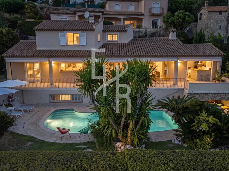 Propriété de charme au calme. offrant une vue panoramique dans un secteur recherché de Mougins — photo 1