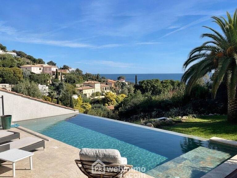 Villas - 160m² - Les Issambres, 83380 Roquebrune-sur-Argens, France — photo 1