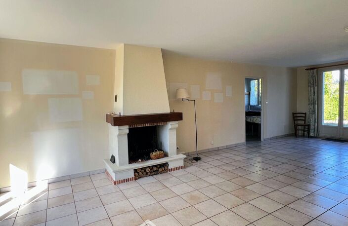 Maison - 112m² - Bouchemaine — photo 2