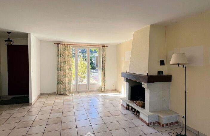 Maison - 112m² - Bouchemaine — photo 4