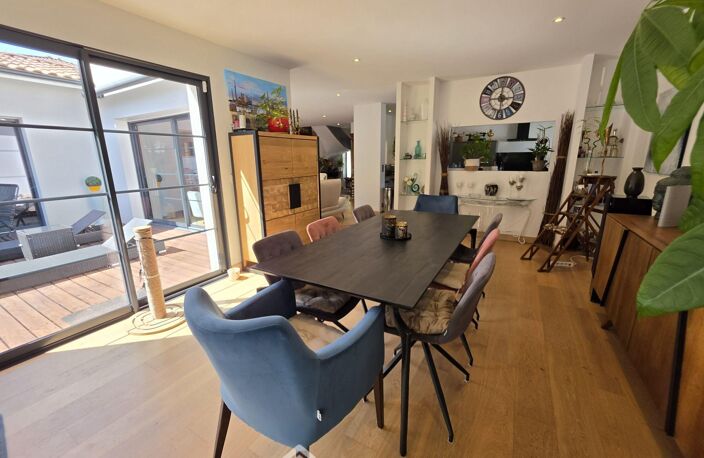 Maison - 197m² - Le Pian-Médoc — photo 4