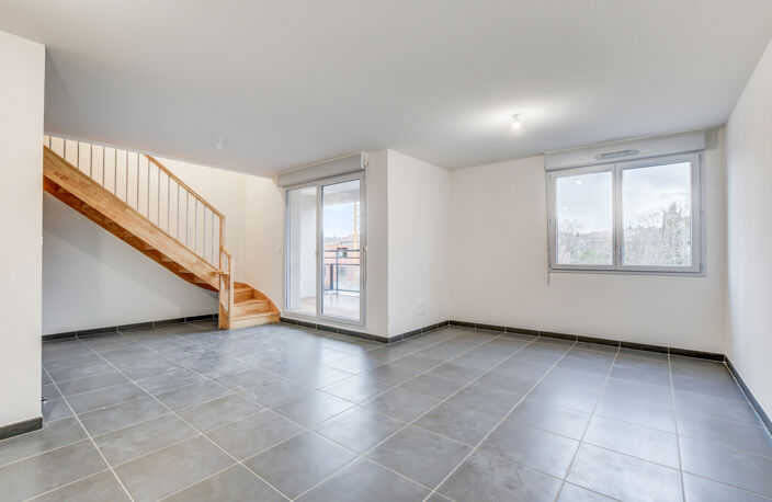 T2 duplex neuf, idéalement situé, avec balcon et parking — photo 2